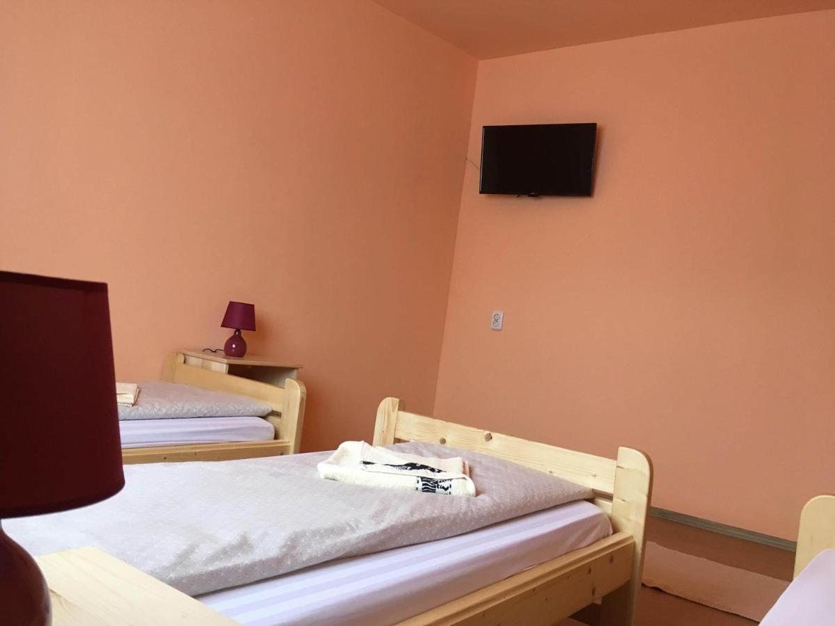Bicsak Apartman Apartment Joseni ภายนอก รูปภาพ